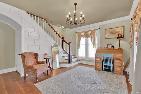 Entry Way - 703 W Brook St, Mitchell, IN 47446 photo 1 of 6