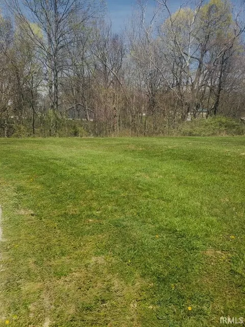 507 Crooked Stick Dr, Bedford, IN 47421