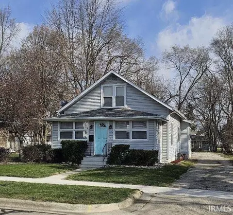 1215 E Main St, Warsaw, IN 46580