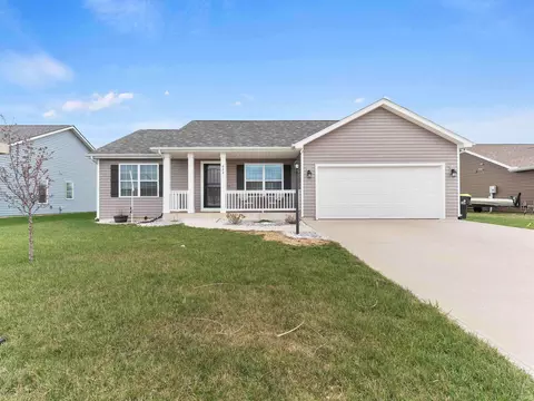 622 Independence St, Butler, IN 46721