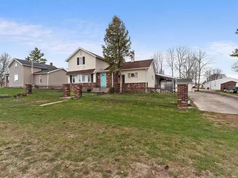 265 S Franklin Sts, Waterloo, IN 46793 photo 2