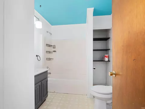 265 S Franklin Sts, Waterloo, IN 46793 photo 32