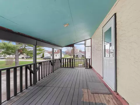 265 S Franklin Sts, Waterloo, IN 46793 photo 7