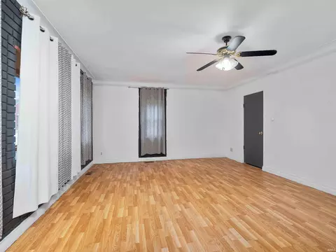 265 S Franklin Sts, Waterloo, IN 46793 photo 14