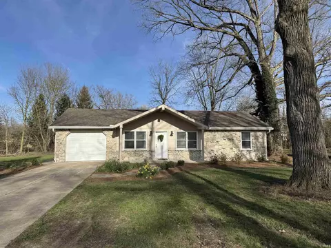 469 N Foster St, Albany, IN 47320