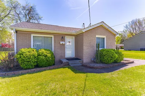 704 S Hoosier Ave, Evansville, IN 47715