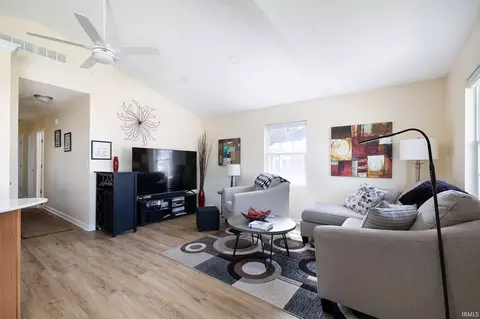3931 S Cramer Cir, Bloomington, IN 47403 photo 6