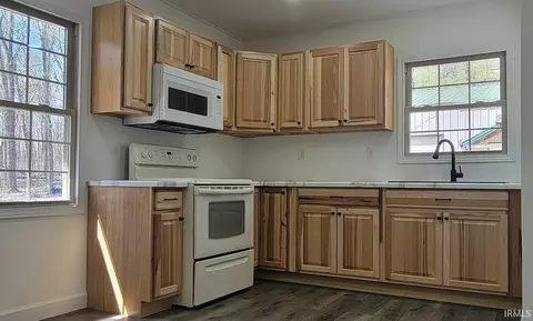 10122 E 1400 N, Odon, IN 47562 photo 6