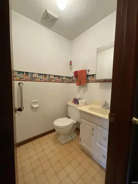 5434 Yoder Rd, Yoder, IN 46798 photo 16