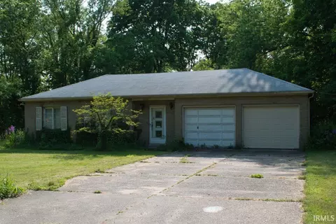 54343 Springbrook Ln, Elkhart, IN 46514