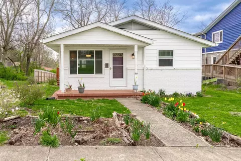 915 W 9th St, Bloomington, IN 47404