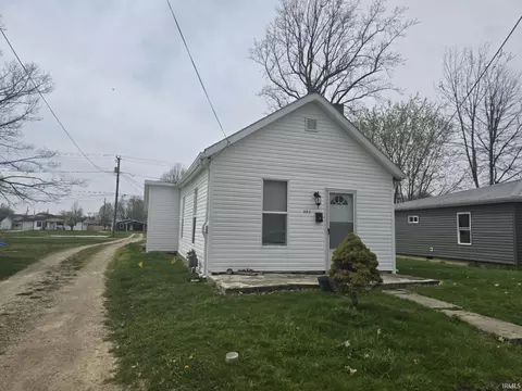 542 S Wall St, Winchester, IN 47394
