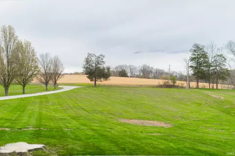 8256 S Ketcham Rd, Bloomington, IN 47403 photo 4