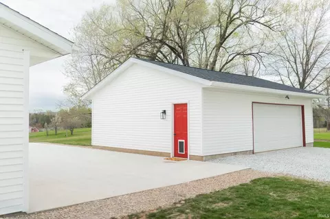8256 S Ketcham Rd, Bloomington, IN 47403 photo 8