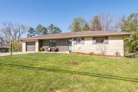 2411 N Dunn St, Bloomington, IN 47408