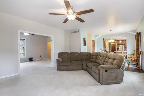 10133 Conover Dr, Granger, IN 46530 photo 8