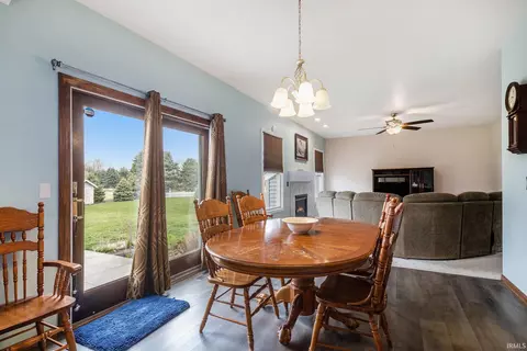 10133 Conover Dr, Granger, IN 46530 photo 12