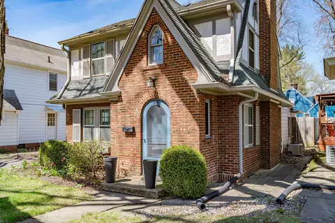 1250 Sheridan Ct, Fort Wayne, IN 46807