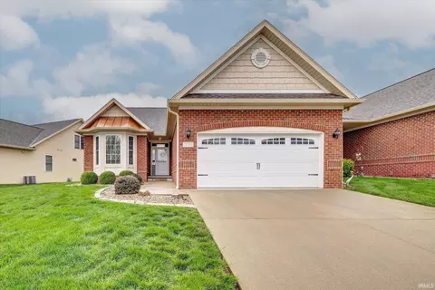 878 W Baywood Dr, Bloomington, IN 47403