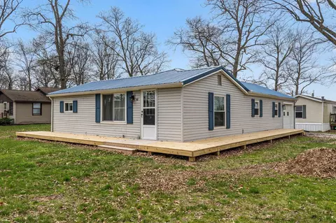 60 Lane 250 West Otter Lk, Angola, IN 46703