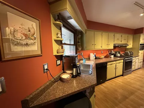 Kitchen - 4822 E Ridgewood Dr, Bloomington, IN 47401 photo 3 of 3