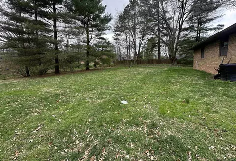 Exterior - 4822 E Ridgewood Dr, Bloomington, IN 47401 photo 4 of 5