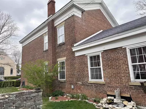 316 E Main St, Delphi, IN 46923 photo 4