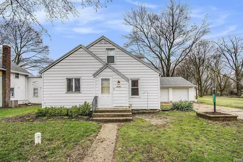 68424 Walnut St, New Paris, IN 46553