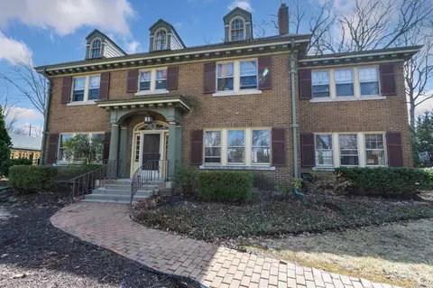 1221 W Rudisill Blvd, Fort Wayne, IN 46807