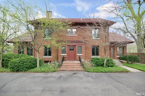 1418 Greenleaf Blvd, Elkhart, IN 46514