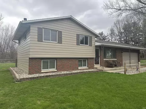 23919 Quinn Rd, Lakeville, IN 46536