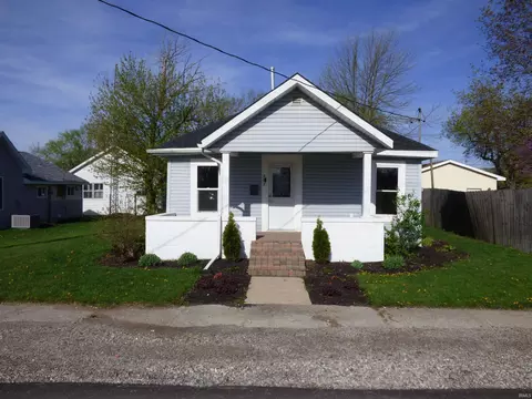 802 Magnolia Ave, Frankfort, IN 46041