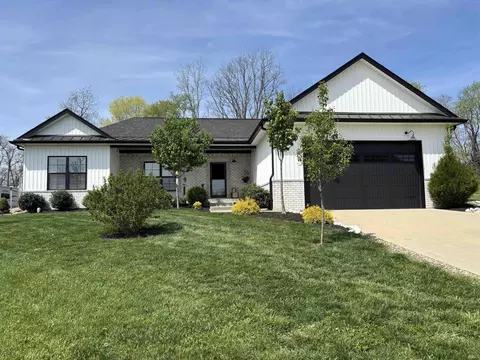 1017 Webb St, Salem, IN 47167