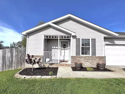 1104 Chariton Dr, Boonville, IN 47601