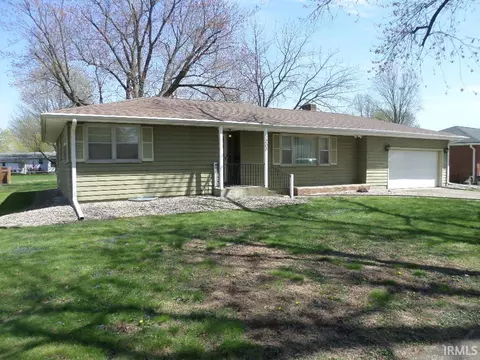 1203 Hill St, Rochester, IN 46975