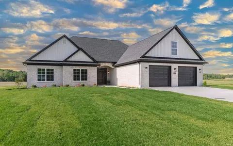 1033 Triple Crown Dr, Evansville, IN 47725