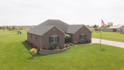 10311 Meadowlark Hills Rd, Chandler, IN 47610