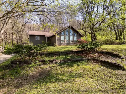 6712 Division Rd, West Lafayette, IN 47906