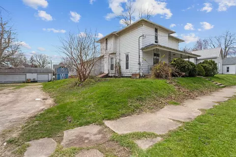 1309 E Washington St, Frankfort, IN 46041