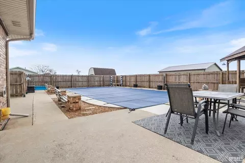 Exterior - 1689 E 550 S Rd, Peru, IN 46970 photo 1 of 3