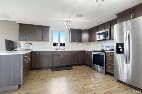 Kitchen - 1689 E 550 S Rd, Peru, IN 46970 photo 3 of 3