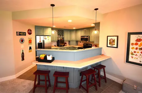 Kitchen - 1462 E Commander Ct, Bloomington, IN 47401 photo 3 of 4