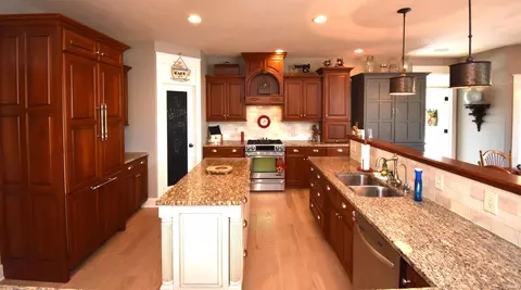 Kitchen - 1462 E Commander Ct, Bloomington, IN 47401 photo 1 of 4