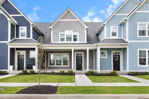 148 Parkerwood Ln, West Lafayette, IN 47906