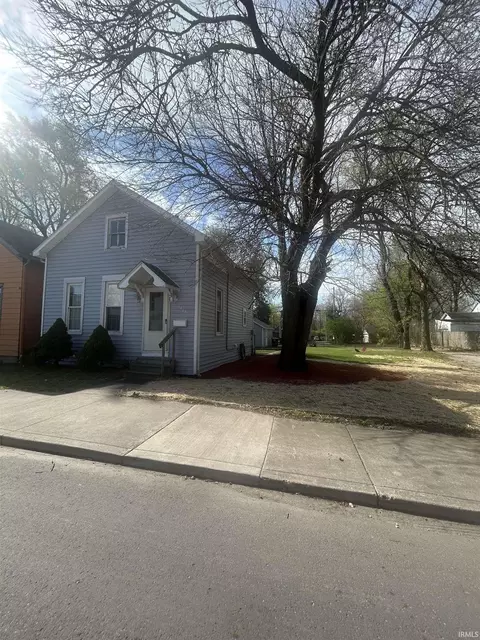 1025 Pape Ave, Fort Wayne, IN 46808