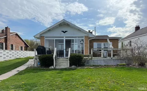 23077 Heaton Vista Rd, Elkhart, IN 46514