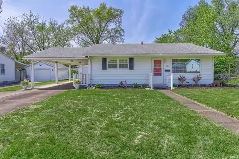 4124 Stratford Rd, Evansville, IN 47710