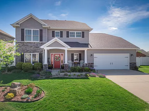 8039 Lander Dr, Evansville, IN 47715