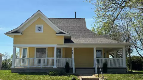 624 15th St, Bedford, IN 47421 photo 1