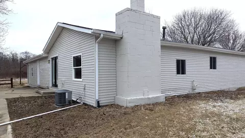 7202 S 300 E, Claypool, IN 46510 photo 3